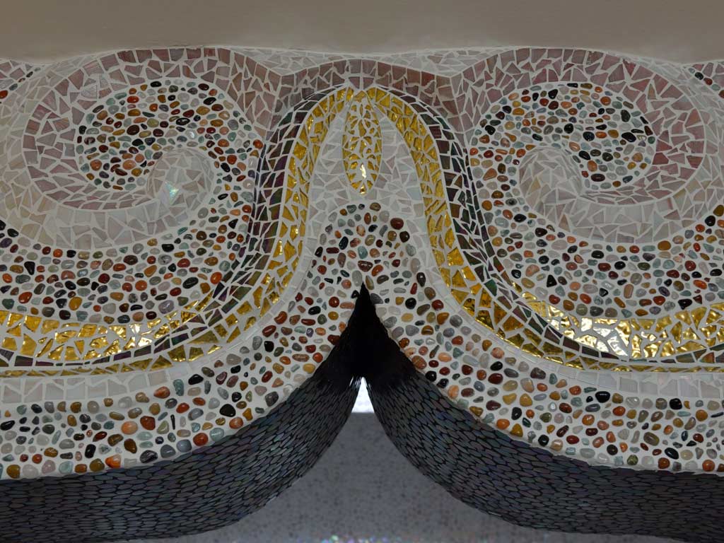 Mosaikkunst: Zweidimensionales Ornament in Mosaik
